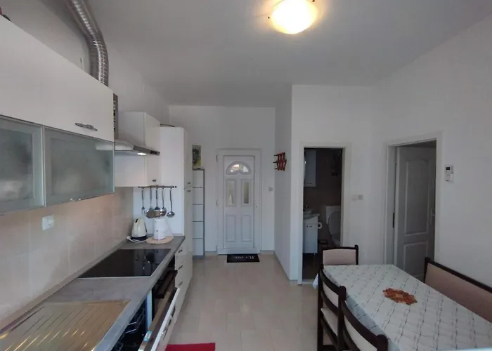 Apartman Majas