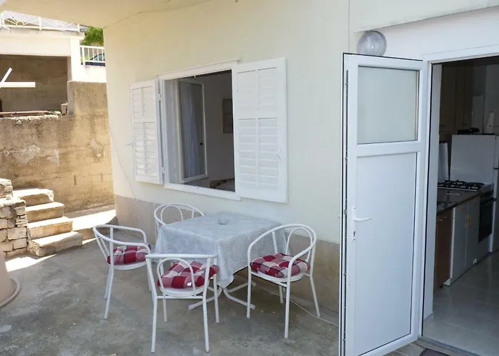Apartman Majas